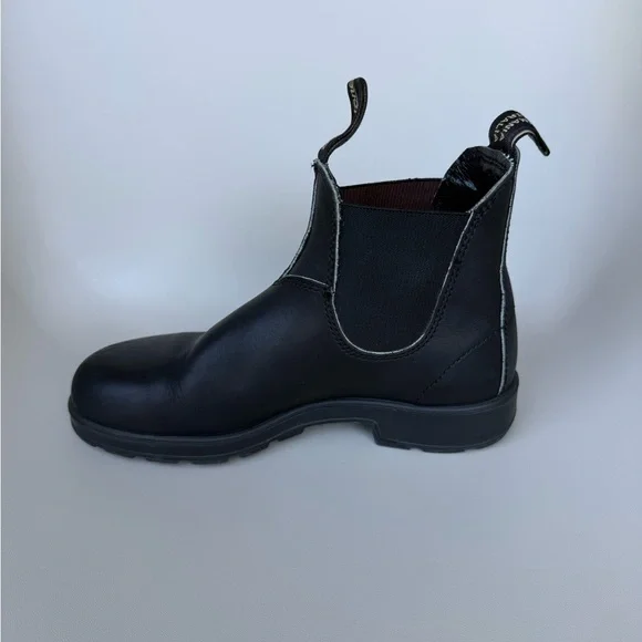 Blundstone Black Ankle Boots - Picture 7 of 10